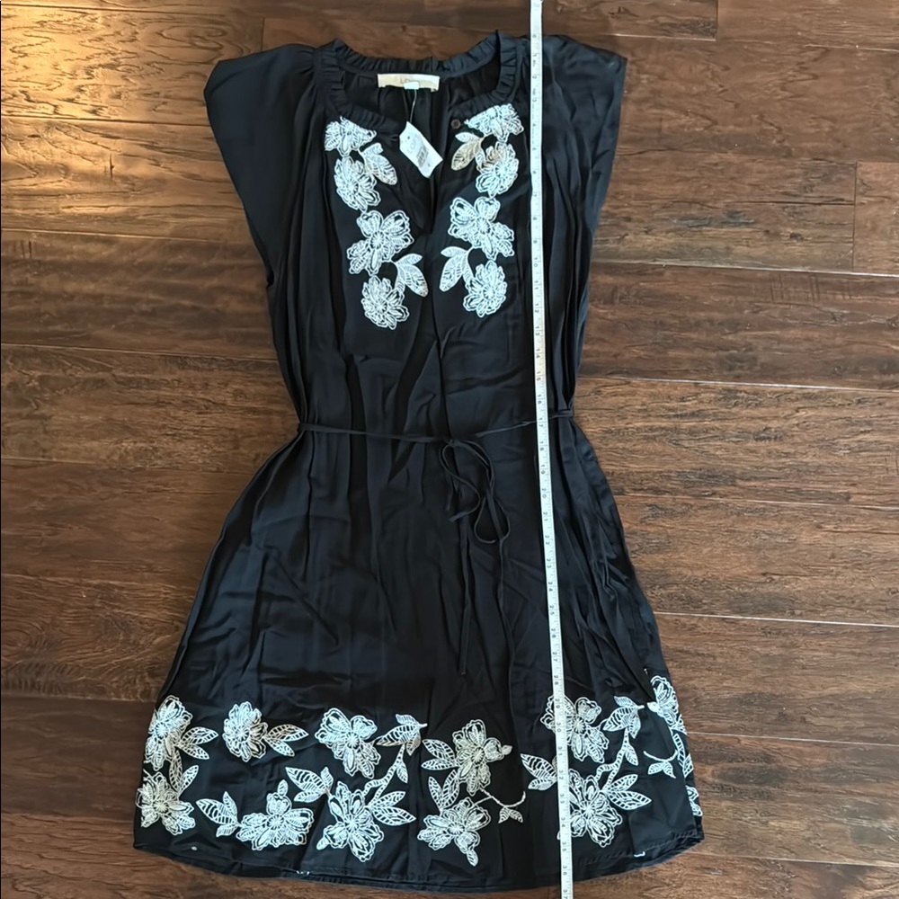 LOFT Black Dress with White Floral Embroidery NWT size small